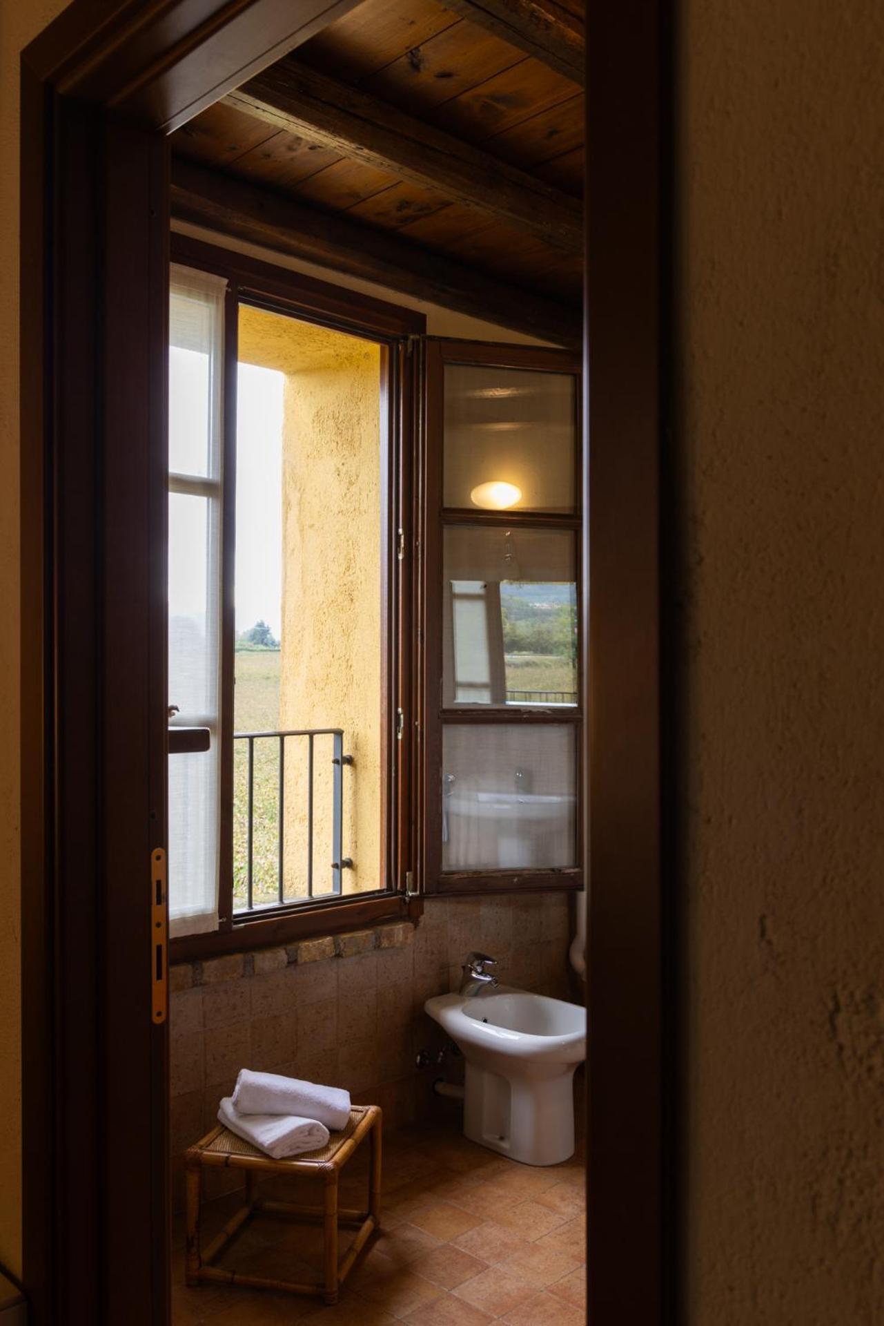Agriturismo Ripa Del Bosco Capriolo Exterior foto